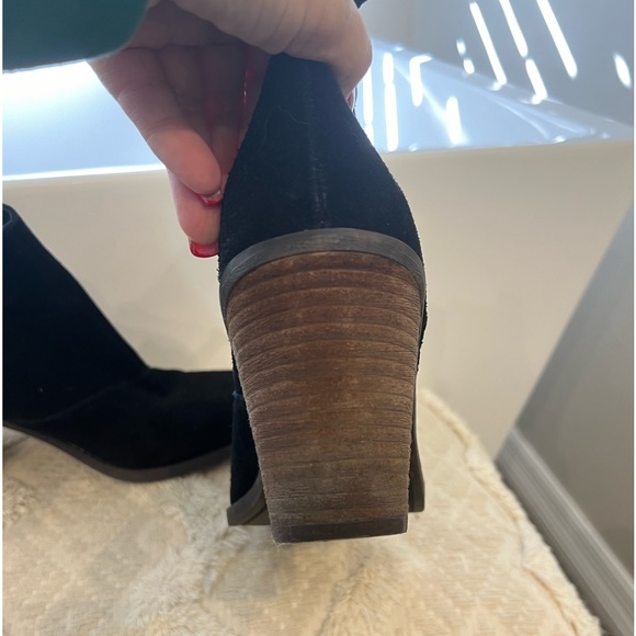 DV Booties! - Picture 2 of 6